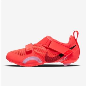 Nike Women’s Superrep in Pink